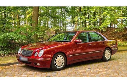 Mercedes-Benz E 240 Gebrauchtwagen