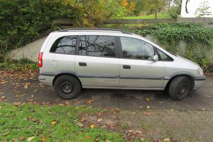 Opel Zafira 