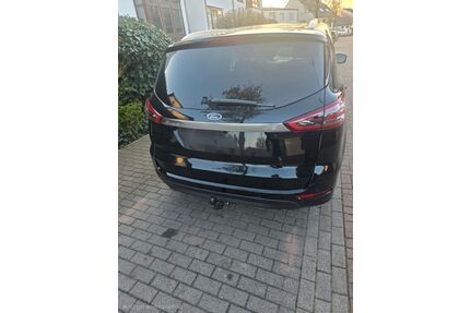 Ford S-Max Gebrauchtwagen