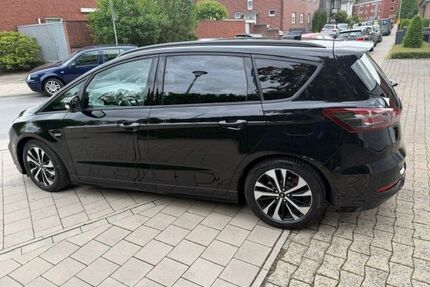 Ford S-Max Gebrauchtwagen