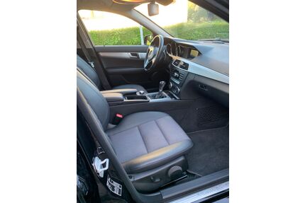 Mercedes-Benz C 180 Gebrauchtwagen