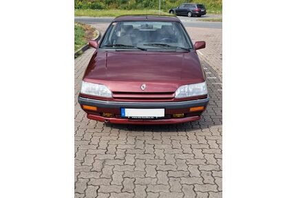 Renault R 25 Gebrauchtwagen