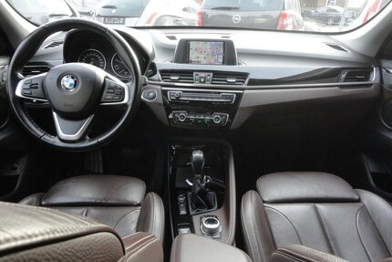 BMW X1 20 d xLine 4x4 Autom Navi Leder SHZ PDC LED Gebrauchtwagen