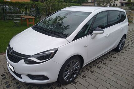 Opel Zafira Tourer Gebrauchtwagen