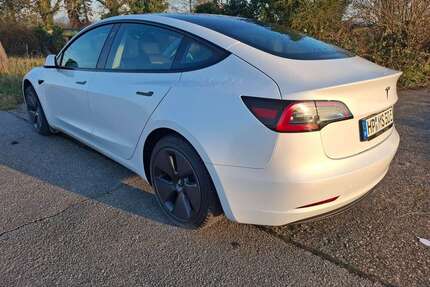 Tesla Model 3 Gebrauchtwagen
