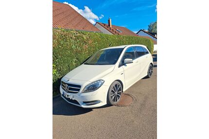 Mercedes-Benz B 180 Gebrauchtwagen