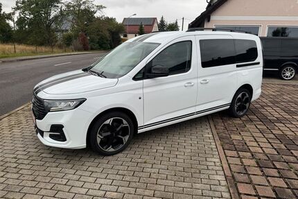 Ford Grand Tourneo Gebrauchtwagen