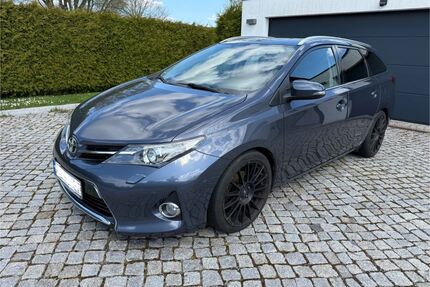 Toyota Auris Touring Sports Gebrauchtwagen