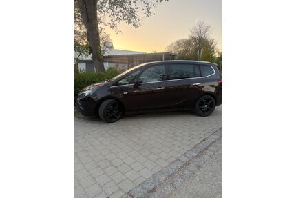 Opel Zafira Tourer Gebrauchtwagen