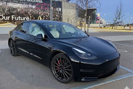 Tesla Model 3 Gebrauchtwagen