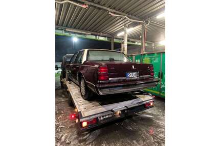 Oldsmobile Delta 88 Gebrauchtwagen