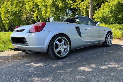 Toyota MR 2 Gebrauchtwagen