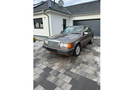 Mercedes-Benz E 230 Gebrauchtwagen