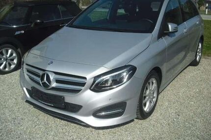 Mercedes-Benz B 180 Gebrauchtwagen