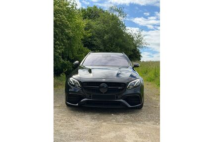 Mercedes-Benz E 63 AMG Gebrauchtwagen