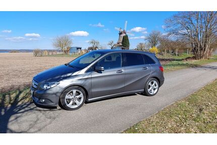 Mercedes-Benz B 180 Gebrauchtwagen