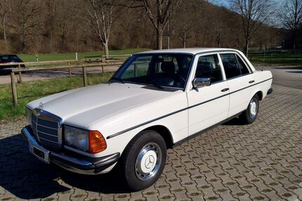 Mercedes-Benz 230 Gebrauchtwagen