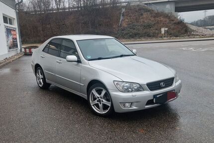 Lexus IS 200 Gebrauchtwagen