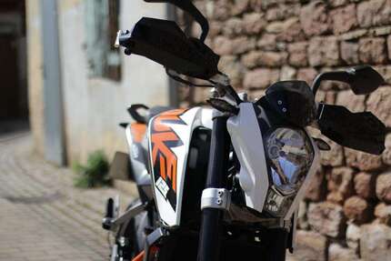 KTM 125 Duke Gebrauchtwagen