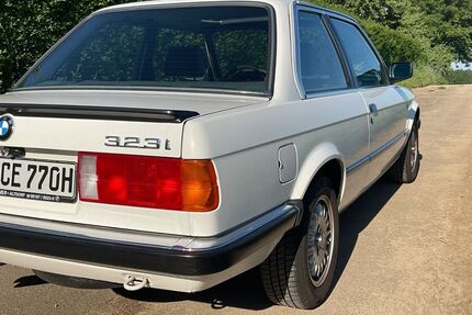 BMW 323 Gebrauchtwagen