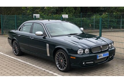 Jaguar XJ8 X350 Gebrauchtwagen