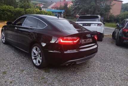 Audi S5 