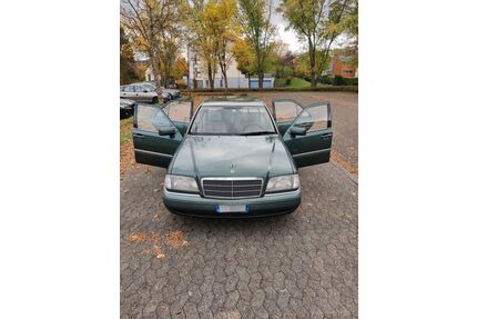 Mercedes-Benz C 180 Gebrauchtwagen