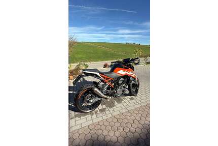 KTM 125 Duke Gebrauchtwagen