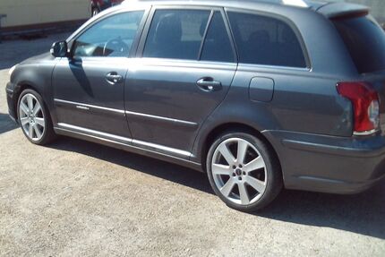 Toyota Avensis Gebrauchtwagen