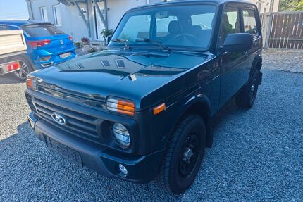 Lada Niva Gebrauchtwagen