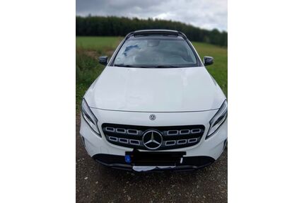 Mercedes-Benz GLA 180 Gebrauchtwagen