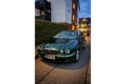 Jaguar X-Type Gebrauchtwagen