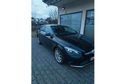 Mercedes-Benz CLA 220 Shooting Brake Gebrauchtwagen