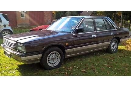 Nissan Laurel Gebrauchtwagen