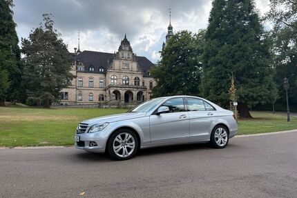 Mercedes-Benz 220 Gebrauchtwagen