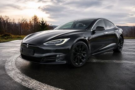 Tesla Model S Gebrauchtwagen
