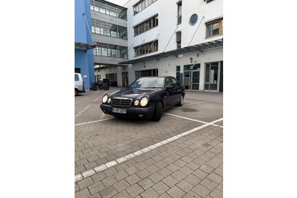 Mercedes-Benz 320 Gebrauchtwagen