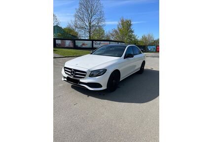Mercedes-Benz 220 Gebrauchtwagen