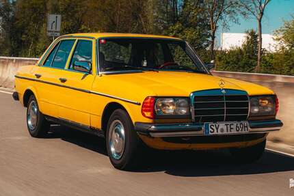 Mercedes-Benz 240 