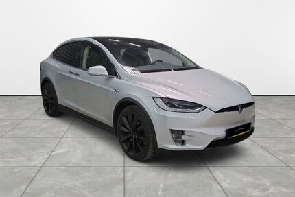 Tesla Model X Gebrauchtwagen