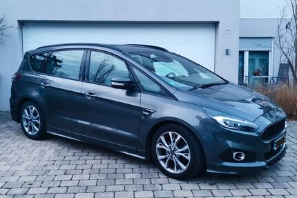 Ford S-Max Gebrauchtwagen