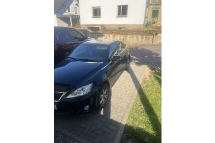Lexus IS 220 Gebrauchtwagen
