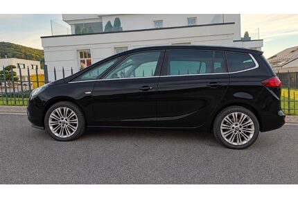 Opel Zafira Tourer Gebrauchtwagen