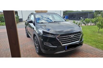 Mercedes-Benz TUCSON 