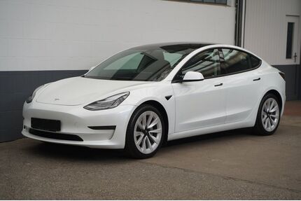 Tesla Model 3 Gebrauchtwagen