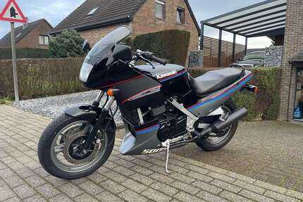 Kawasaki GPZ 500 S Gebrauchtwagen