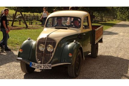 Peugeot 204 Oldtimer