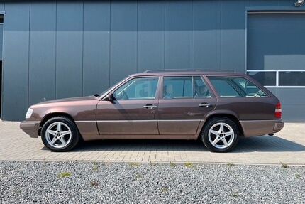Mercedes-Benz E 200 Gebrauchtwagen