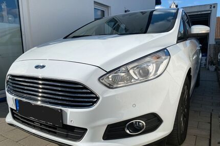 Ford S-Max Gebrauchtwagen