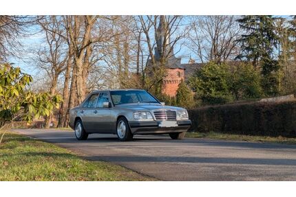 Mercedes-Benz 220 Gebrauchtwagen